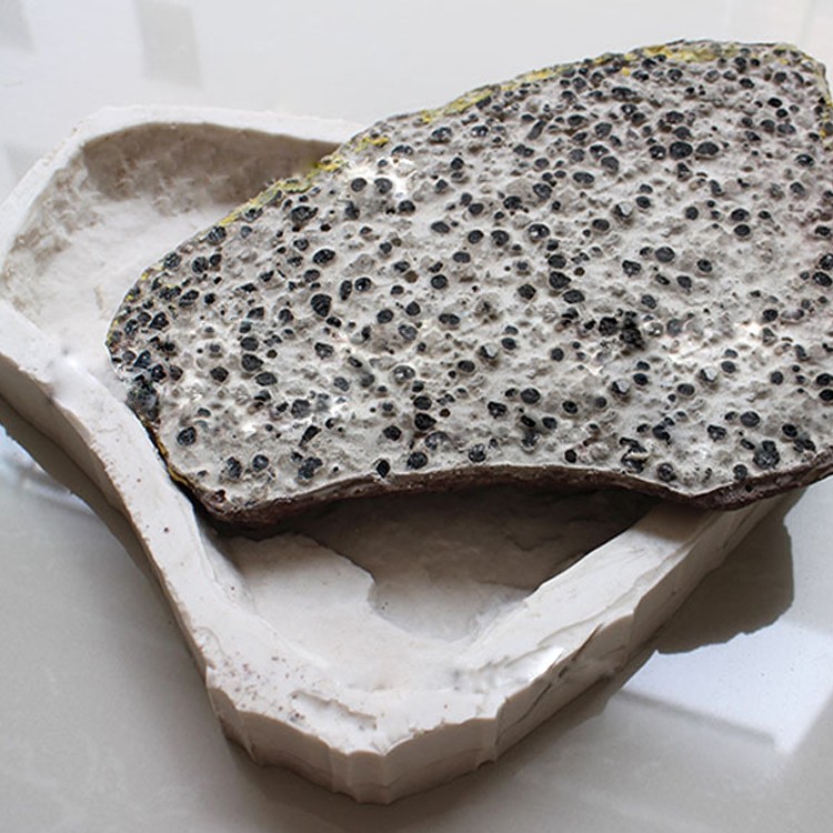 人造文化石硅膠模具為什么會開裂？