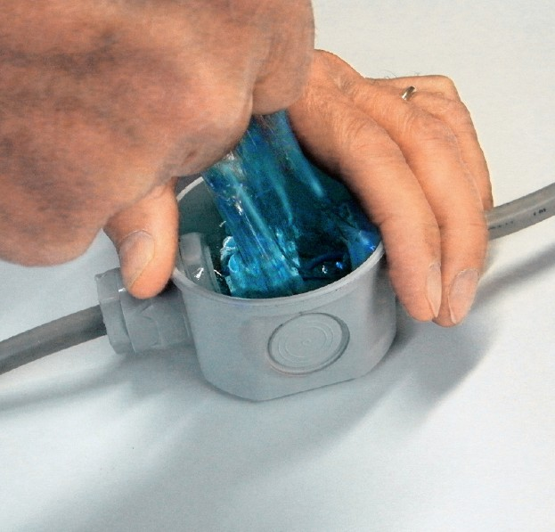 模具硅膠低溫包膠工藝是什么？